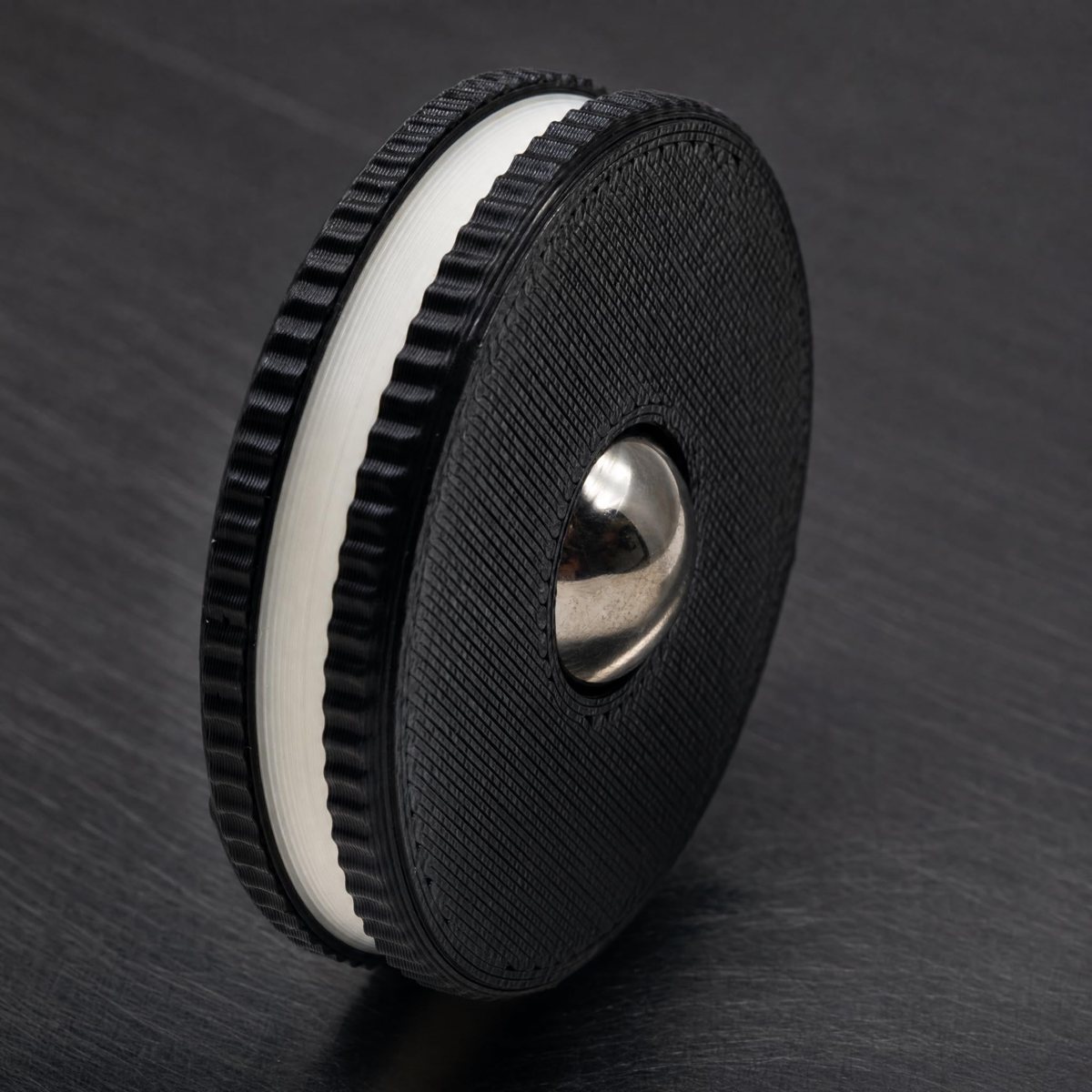 Cookie Roller, edge view of the Cookie Roller